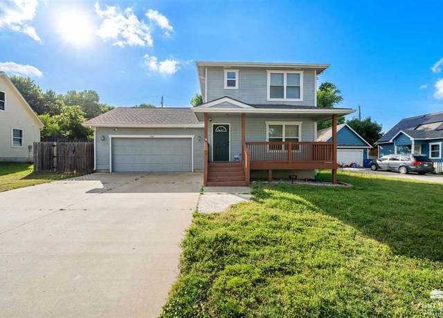 Property at 708 S Clay St, Junction City, KS 66441, 3 beds, 1.5 baths
