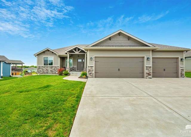 Property at 8727 Kinzie Jo's Way, Manhattan, KS 66502, 5 beds, 3.5 baths