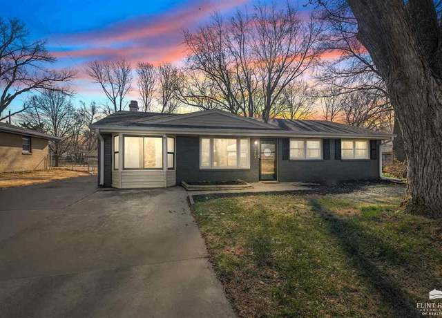 Property at 1704 Ranser Rd, Manhattan, KS 66502, 3 beds, 2 baths