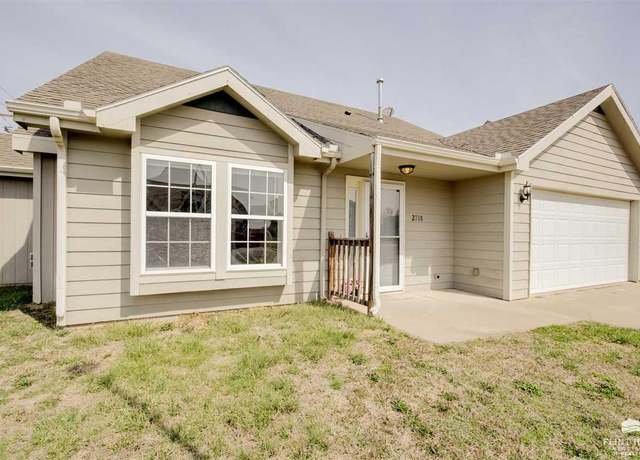 Property at 2718 Blaine Ct, Junction City, KS 66441, 4 beds, 2 baths