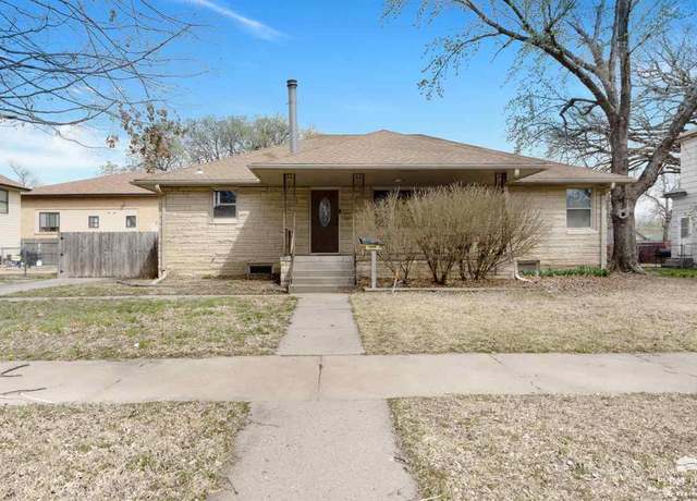 Property at 232 W 9th St, Junction City, KS 66441, 5 beds, 2 baths