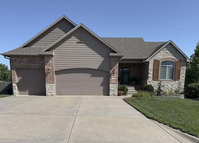 Property at 1012 Lobdell Dr, Manhattan, KS 66503, 6 beds, 3 baths