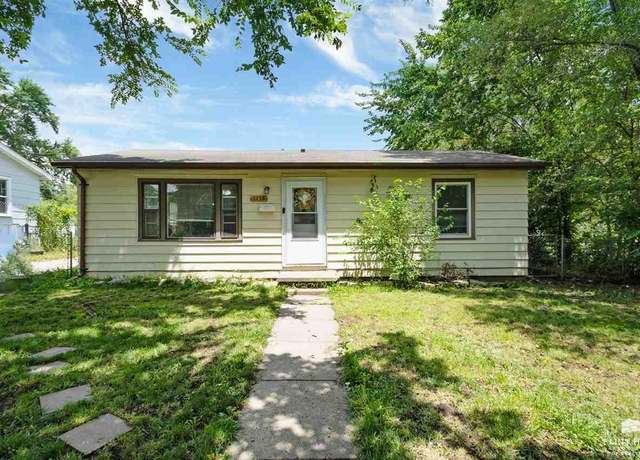 Property at 1232 Pershing Dr, Junction City, KS 66441, 3 beds, 2 baths