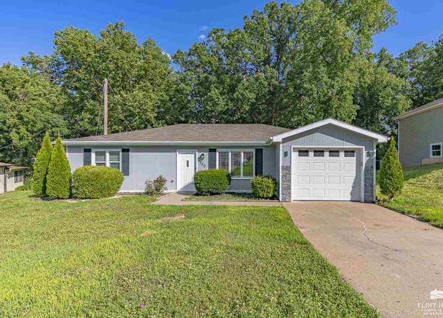 Property at 320 Clydesdale Cir, Ogden, KS 66517, 3 beds, 1 bath