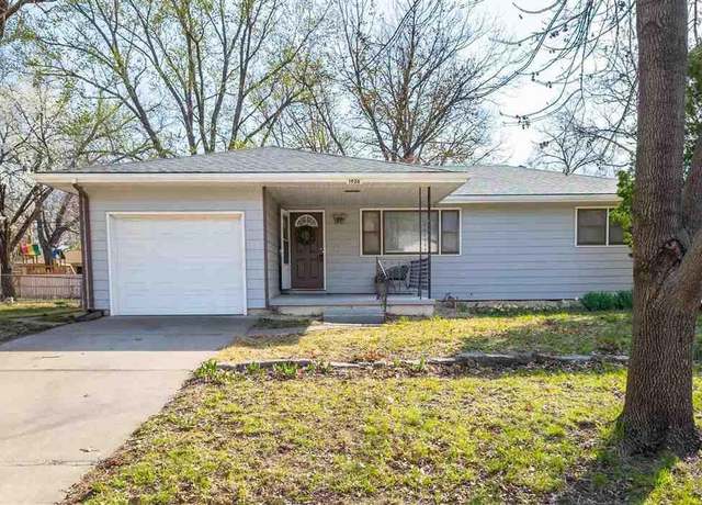 Property at 1936 Strong Ave, Manhattan, KS 66502, 5 beds, 2 baths