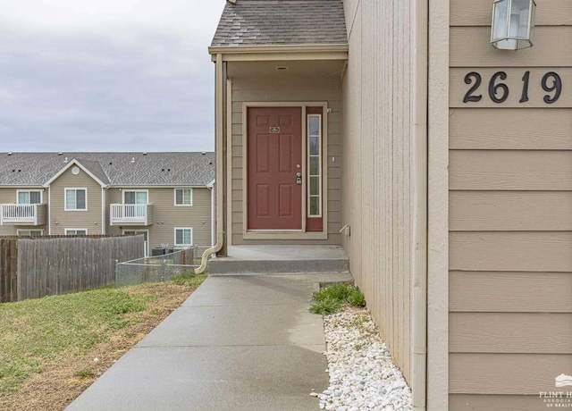 Property at 2619 Kathie Dr, Junction City, KS 66441, 3 beds, 2.5 baths