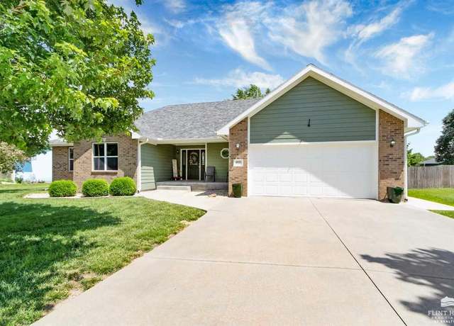 Property at 4025 Bald Eagle Dr, Manhattan, KS 66502, 4 beds, 3 baths