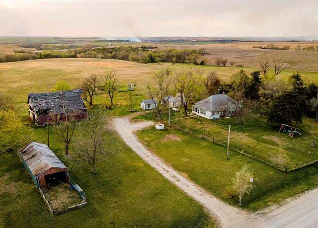 Property at 16895 E Rd, Delia, KS 66418, 3 beds, 1 bath