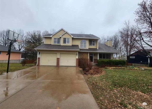 Property at 3408 Newbury St, Manhattan, KS 66503, 4 beds, 3.5 baths