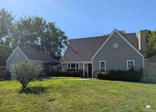 Property at 2207 Spain Dr, Manhattan, KS 66502, 3 beds, 2 baths
