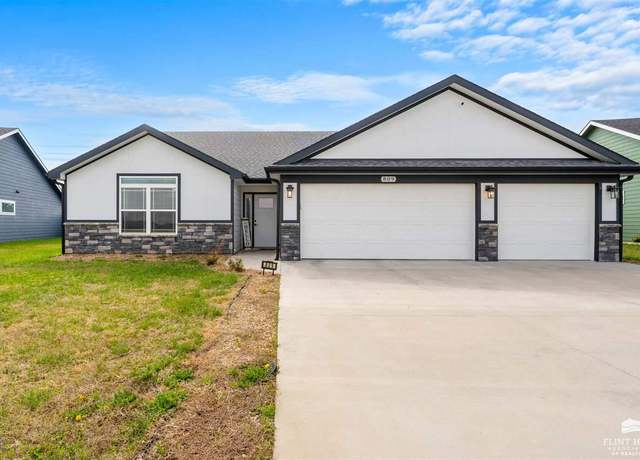 Property at 809 Waxwing Dr, Manhattan, KS 66502, 3 beds, 2 baths