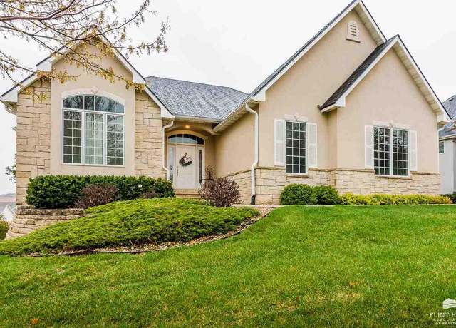 Property at 1117 Wyndham Hts, Manhattan, KS 66503, 5 beds, 3 baths