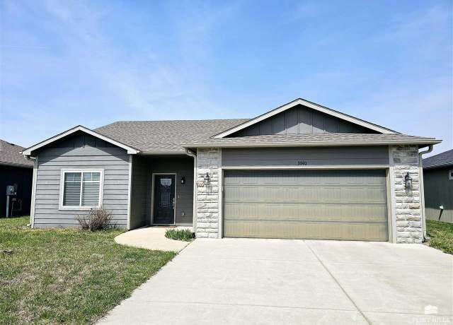 Property at 3340 Half Full Dr, Manhattan, KS 66502, 3 beds, 2 baths