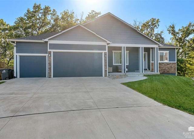 Property at 17351 Driftwood Bnd, Wamego, KS 66547, 5 beds, 3 baths