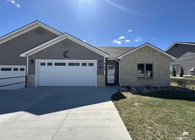 Property at 4109 Scenic Crossing Xing, Manhattan, KS 66503, 3 beds, 2 baths