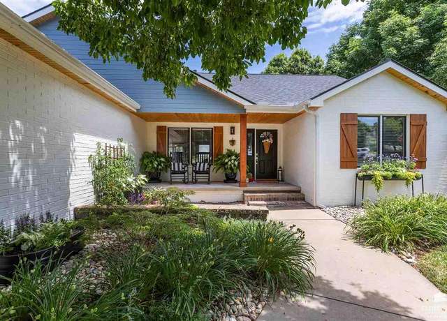 Property at 113 Oakhill Cir, Wamego, KS 66547, 5 beds, 3 baths