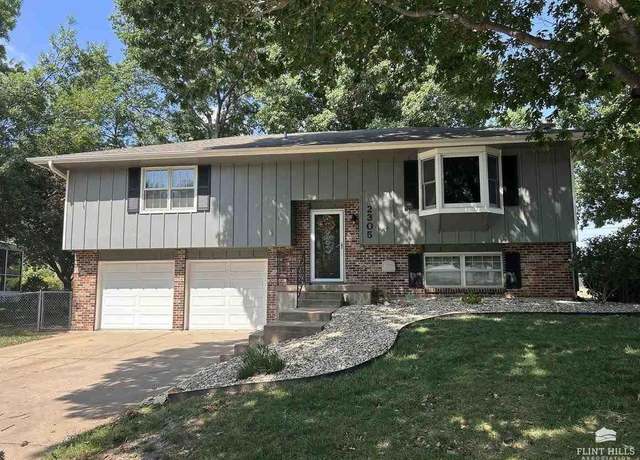 Property at 2305 Terry Way, Manhattan, KS 66502, 4 beds, 2.5 baths