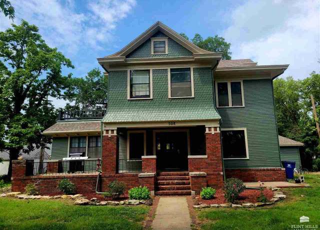 Property at 508 N Spruce St, Abilene, KS 67410, 3 beds, 2.5 baths