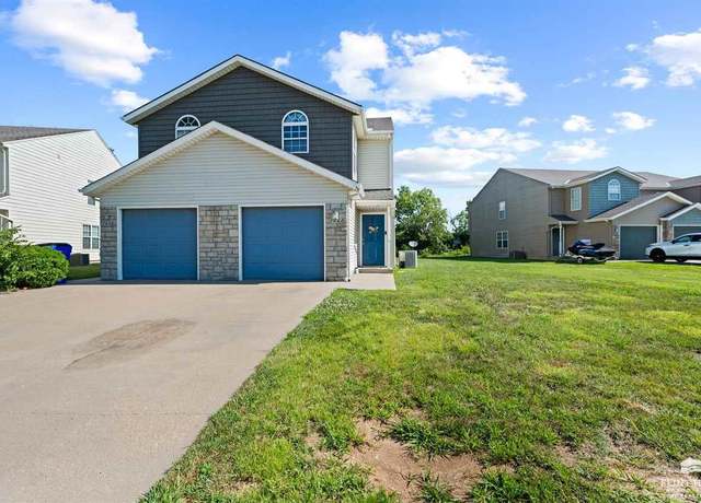 Property at 1944 Victory Ln, Junction City, KS 66441, 3 beds, 2.5 baths