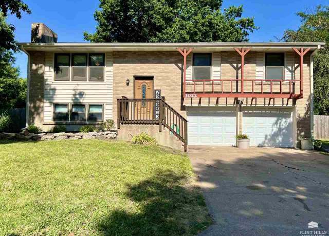 Property at 3022 James Ave, Manhattan, KS 66502, 4 beds, 2 baths
