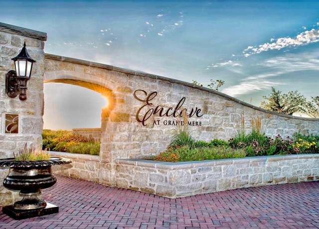 Property at 5520 Enclave Ridge Cir, Manhattan, KS 66503