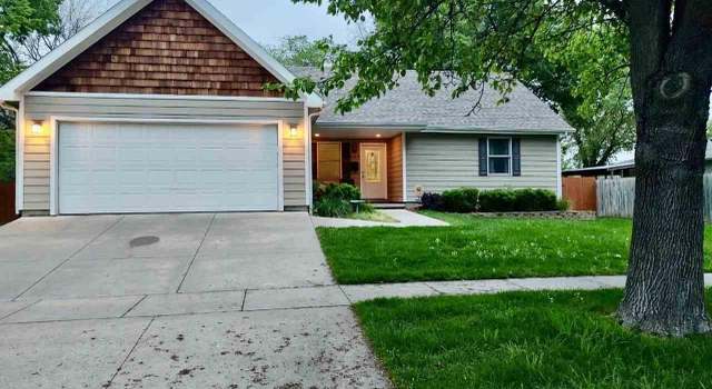 Photo of 604 NW 7th St, Abilene, KS 67410