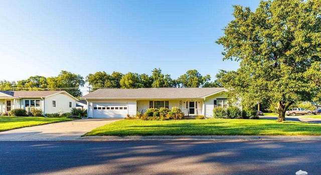 Photo of 301 W Lasley St, Saint Marys, KS 66536