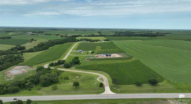 Photo of 1170 Lily Creek Dr, Marysville, KS 66508