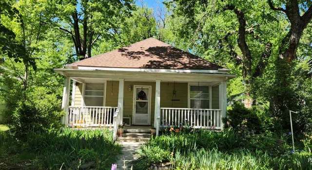 Photo of 616 Laramie St, Manhattan, KS 66502