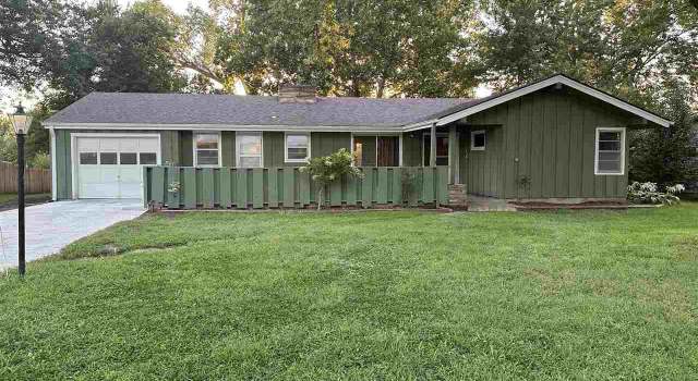 Photo of 107 S Nevada St, Leonardville, KS 66449