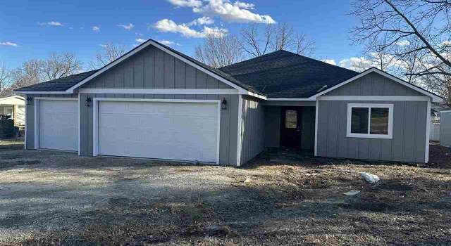 Photo of 205 E Cochrun St, Westmoreland, KS 66549