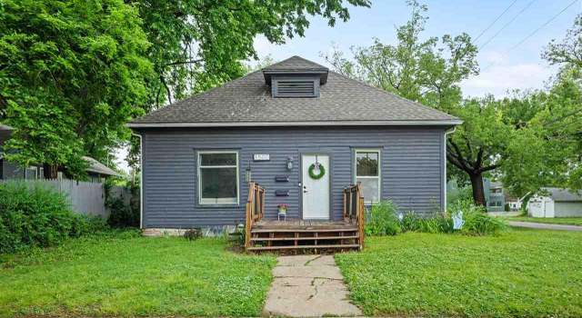 Photo of 1500 Houston St, Manhattan, KS 66502