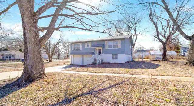 Photo of 409 W 1st St, Enterprise, KS 67441
