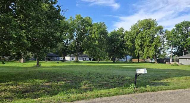 Photo of 513 W 6th St, Solomon, KS 67480
