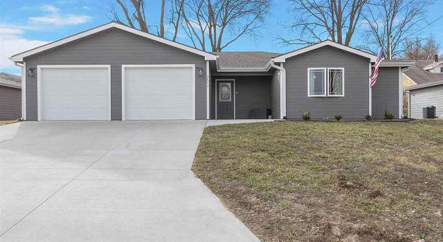 Photo of 202 Allen Hill Dr, Ogden, KS 66517