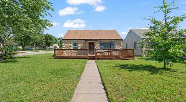 Photo of 338 W Vine St, Junction City, KS 66441