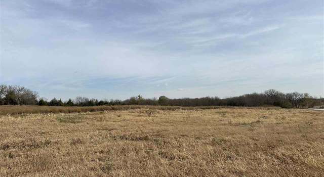 Photo of 11833 Kanon Ridge Ln, St. George, KS 66535