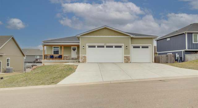 Photo of 609 Heather Ct, St. George, KS 66535