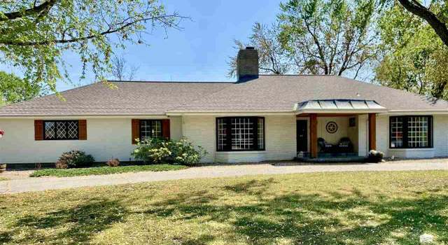 Photo of 265 Fairway Dr, Council Grove, KS 66846
