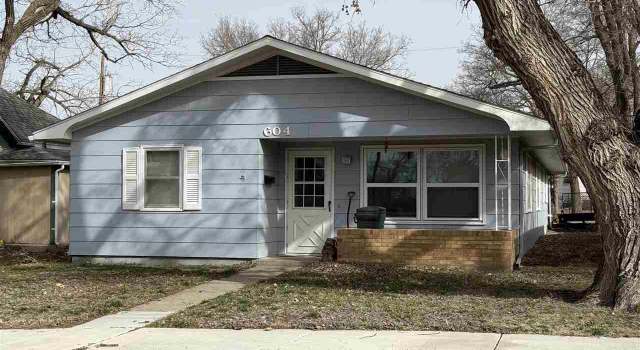 Photo of 604 W 4th St, Beloit, KS 67420