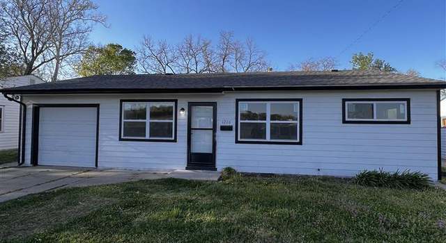 Photo of 1216 W 11th St, Junction City, KS 66441