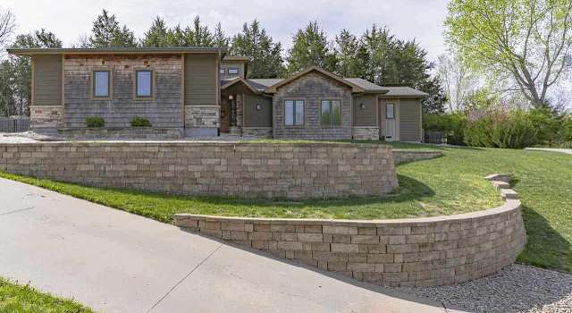 Photo of 147 E J Frick Dr, Manhattan, KS 66503