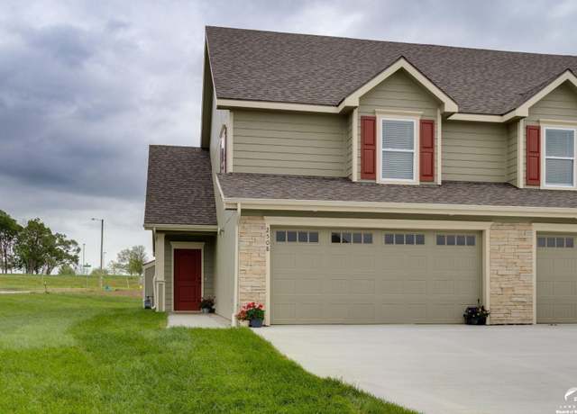 Property at 2508 Marcia Ln, Lawrence, KS 66046, 3 beds, 2.5 baths