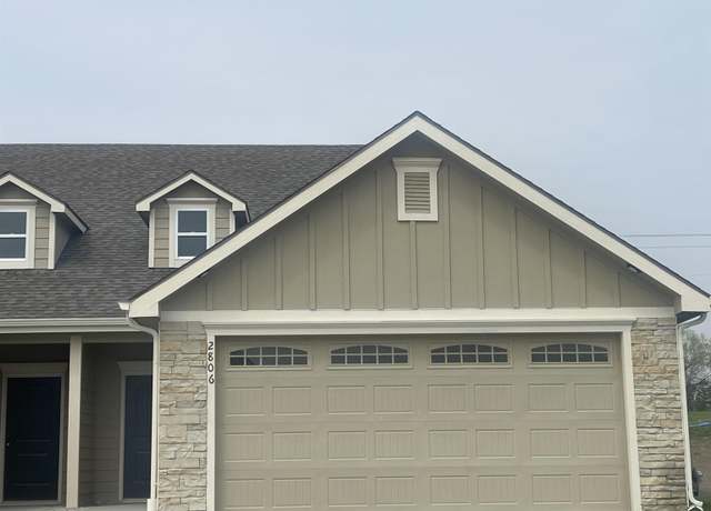 Property at 2806 Chasehire Dr, Lawrence, KS 66046, 3 beds, 2.5 baths
