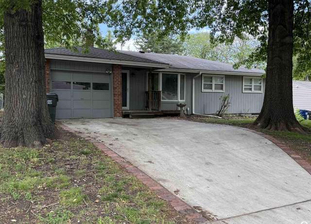 Property at 1734 W 20th St, Lawrence, KS 66046, 4 beds, 3 baths