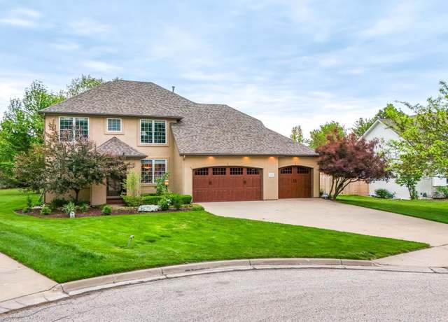 Property at 1608 Cog Hill Ct, Lawrence, KS 66047, 5 beds, 4.5 baths