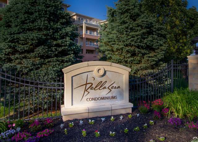 Property at 4500 Bob Billings Pkwy #410, Lawrence, KS 66049, 3 beds, 2.5 baths