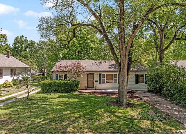 Property at 1950 Barker Ave, Lawrence, KS 66046, 3 beds, 1.5 baths