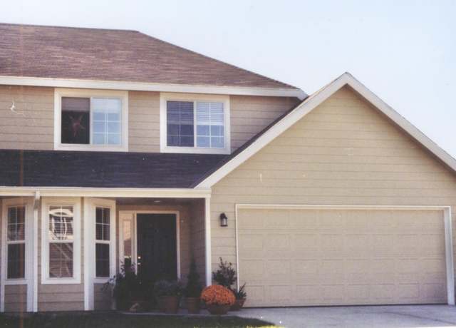 Property at 2503 E 27th Ter, Lawrence, KS 66046, 3 beds, 2 baths