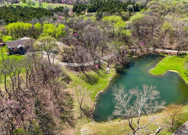 Property at 873 N 1928 Rd, Lecompton, KS 66050, 3 beds, 2.5 baths